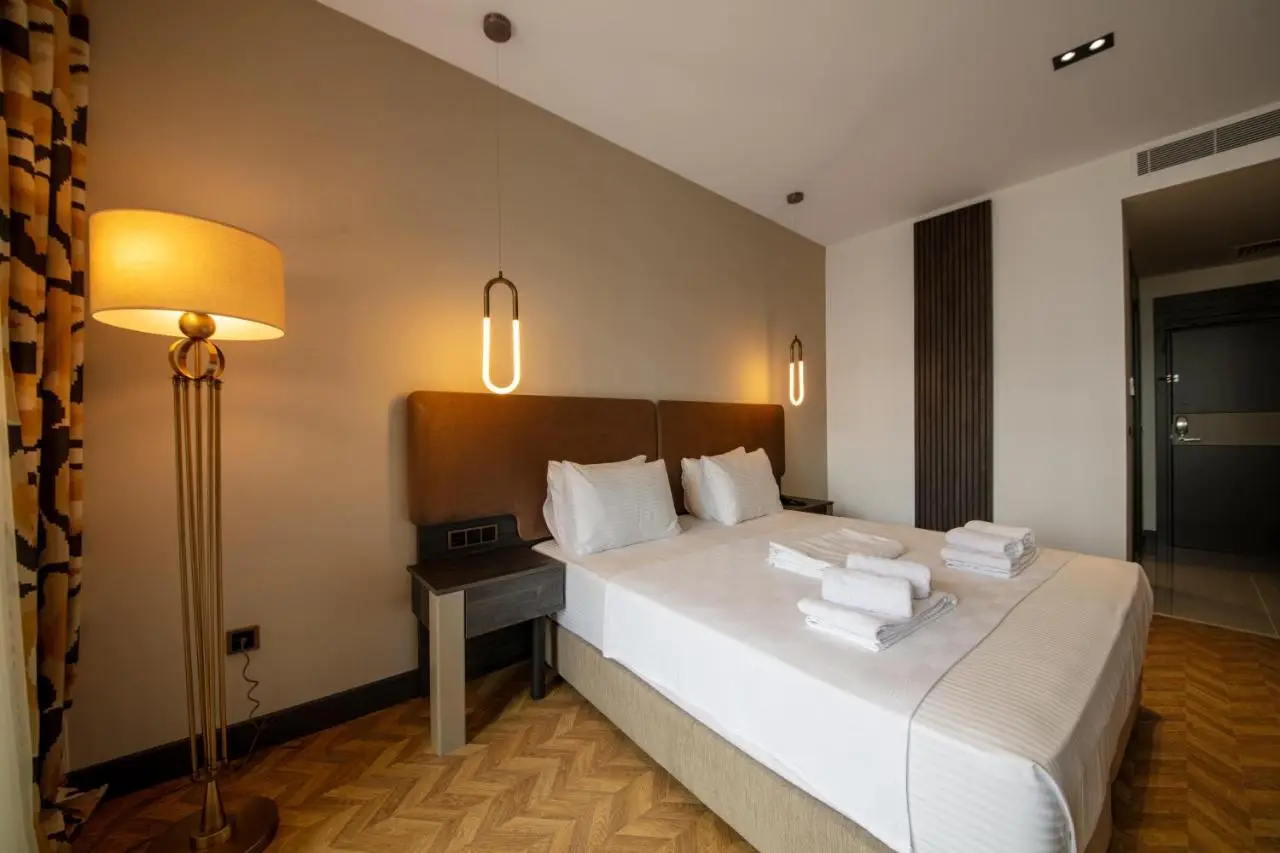 V Center Hotel