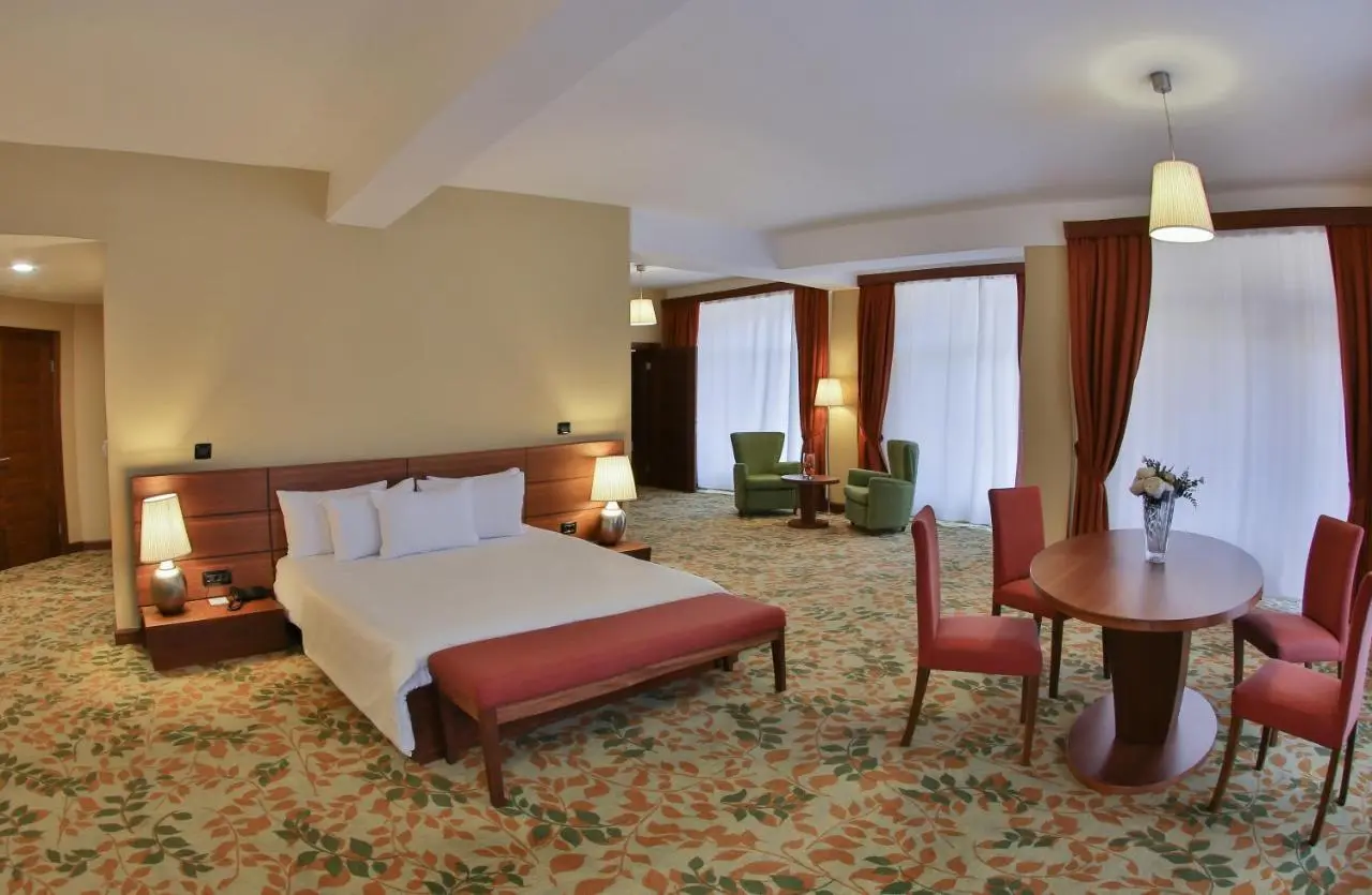 El Resort Hotel