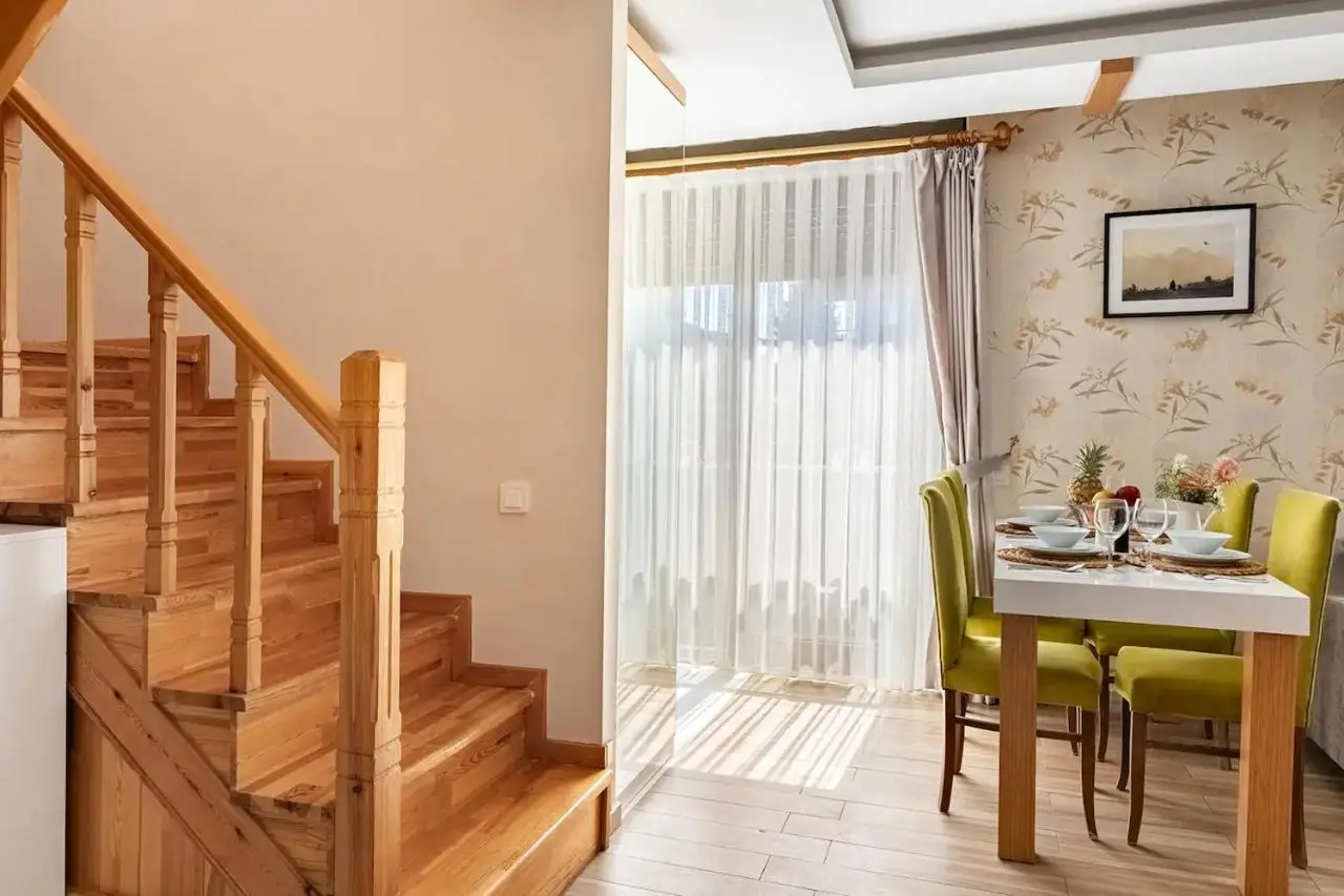 Loi Suite