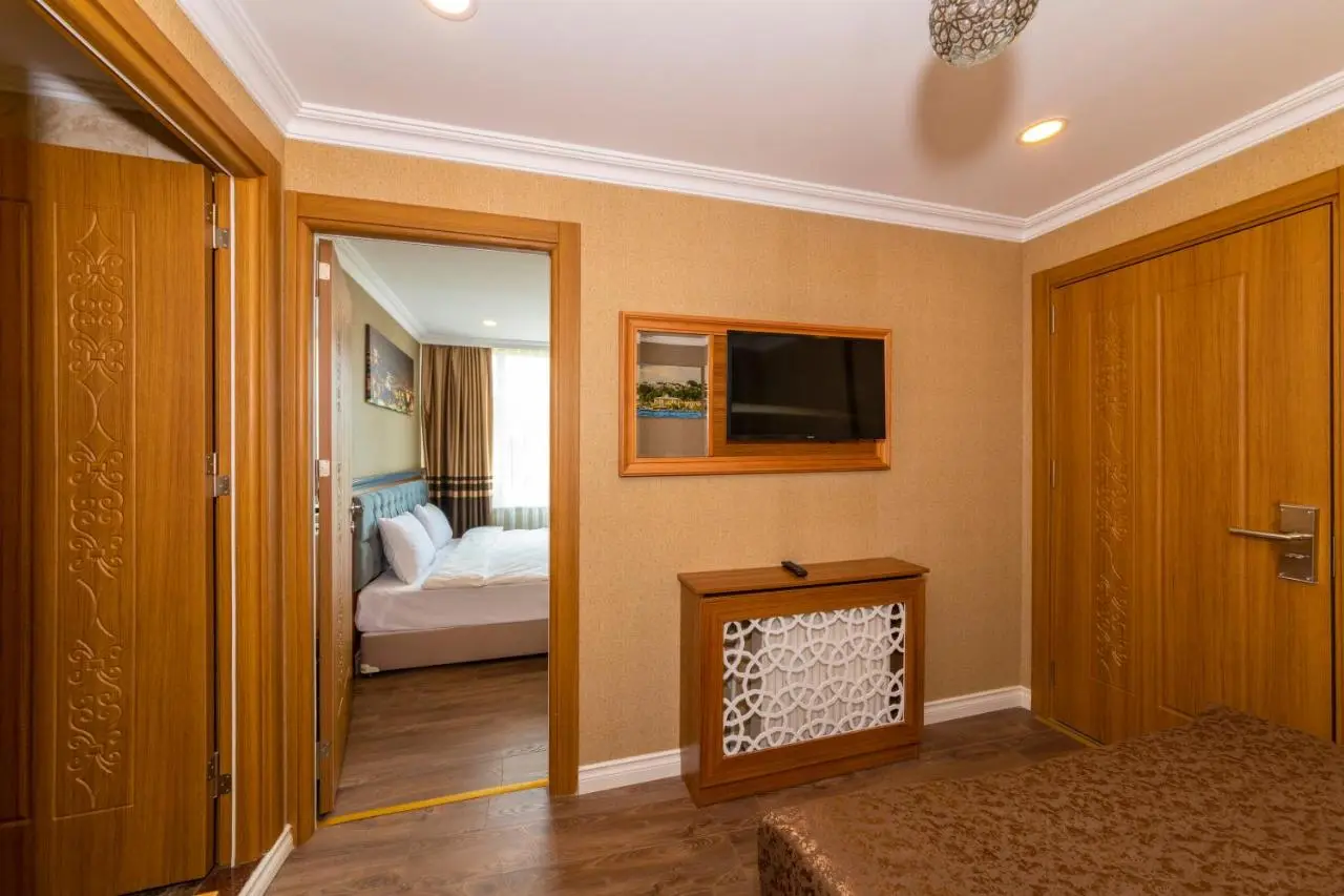 Golden Sand Hotel