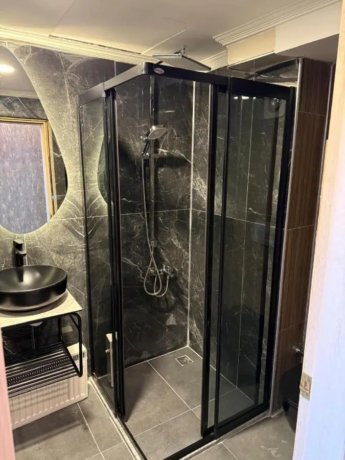 Artan Hotel