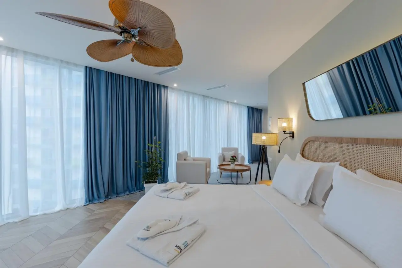 MiraMar Luxury Residences