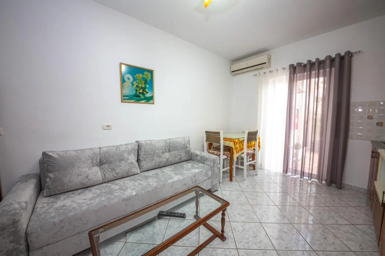 Apartments Cikuli