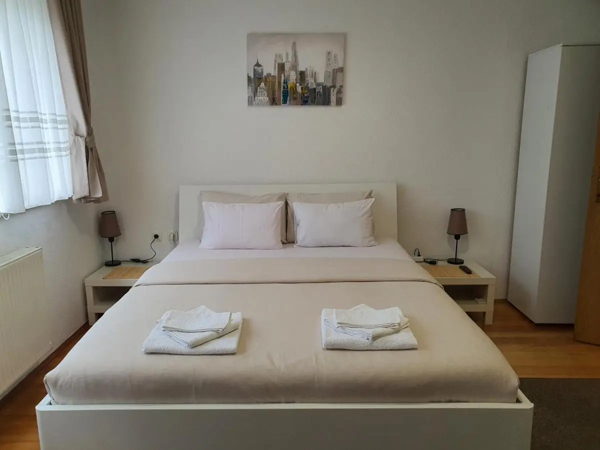 Studio Apartman 11