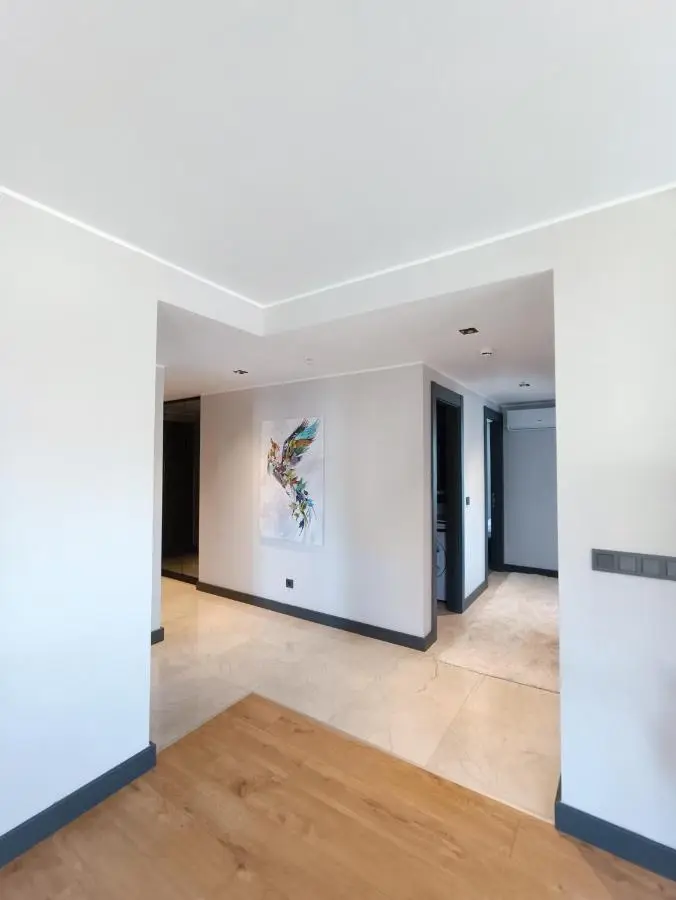 Luxury Central Fully Equipped 3BR 2BA Apartment by Siena Suites