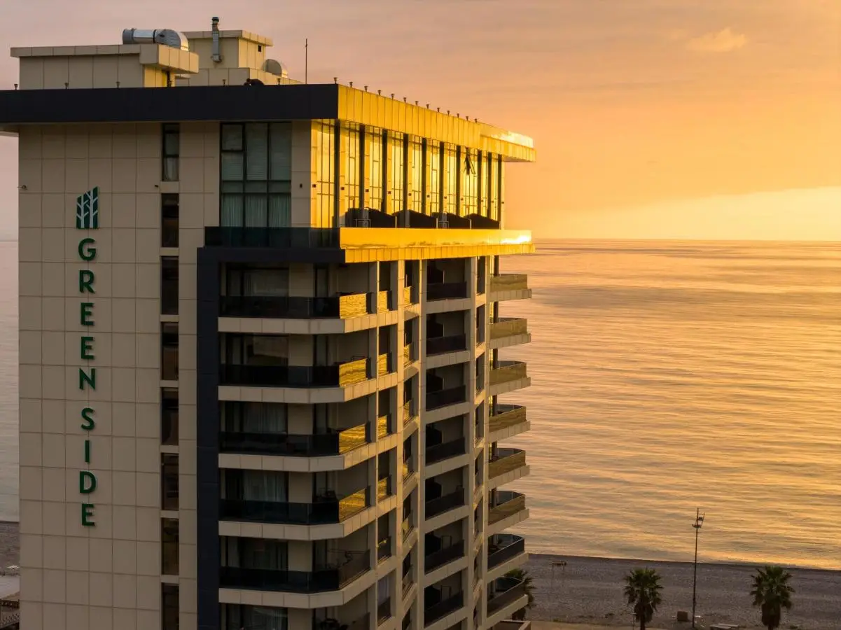 Green Side Apart Hotel Official