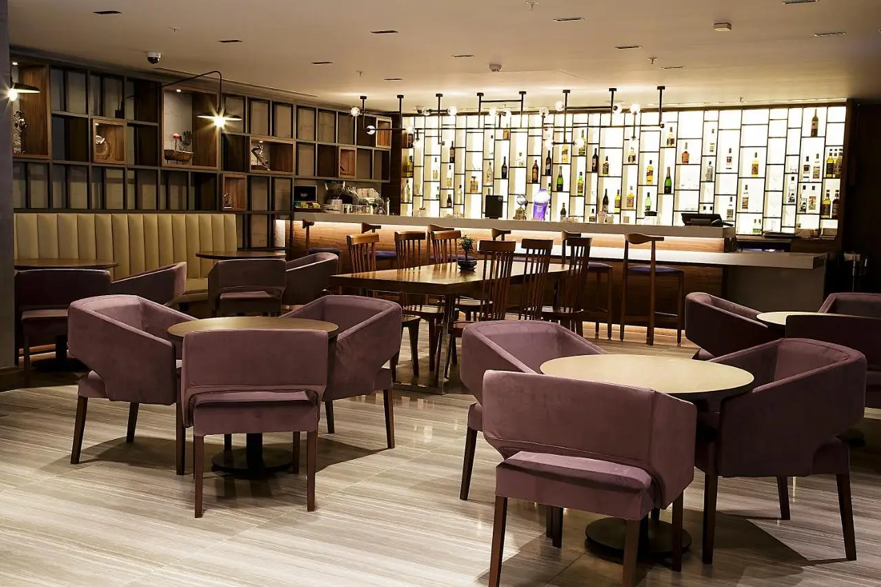 Bof Hotels Business