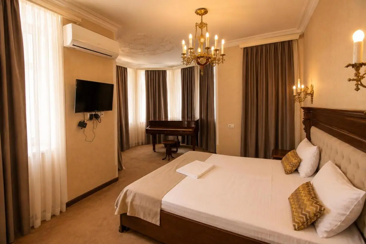 Hotel Imperial House