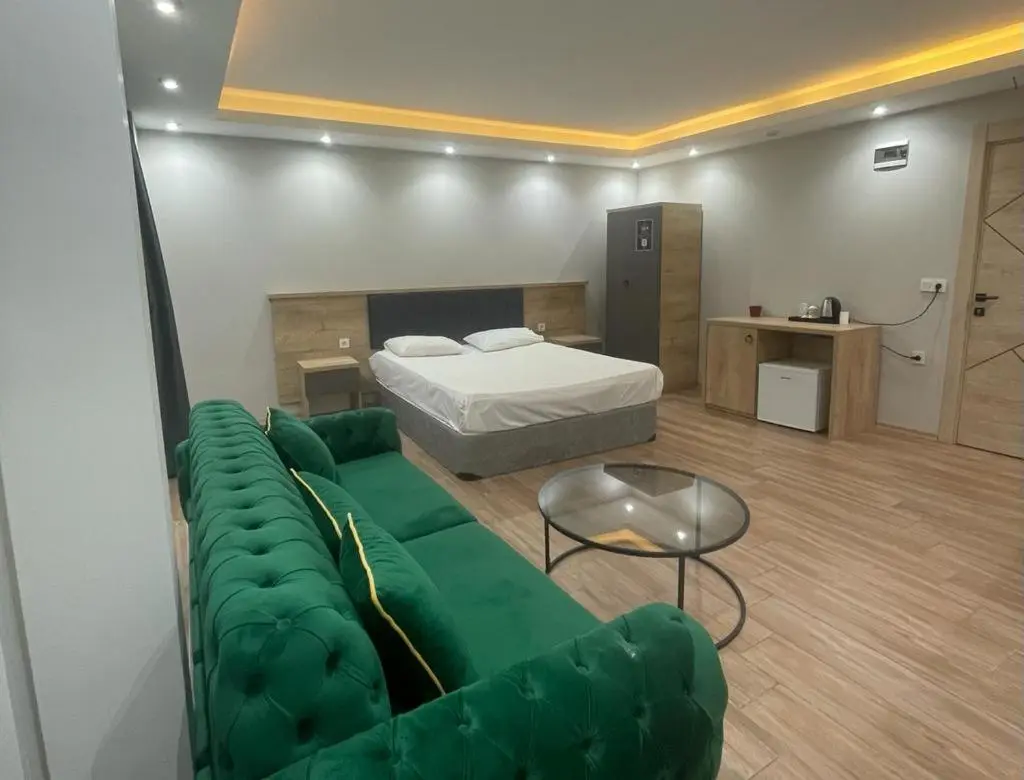 Asem Otel