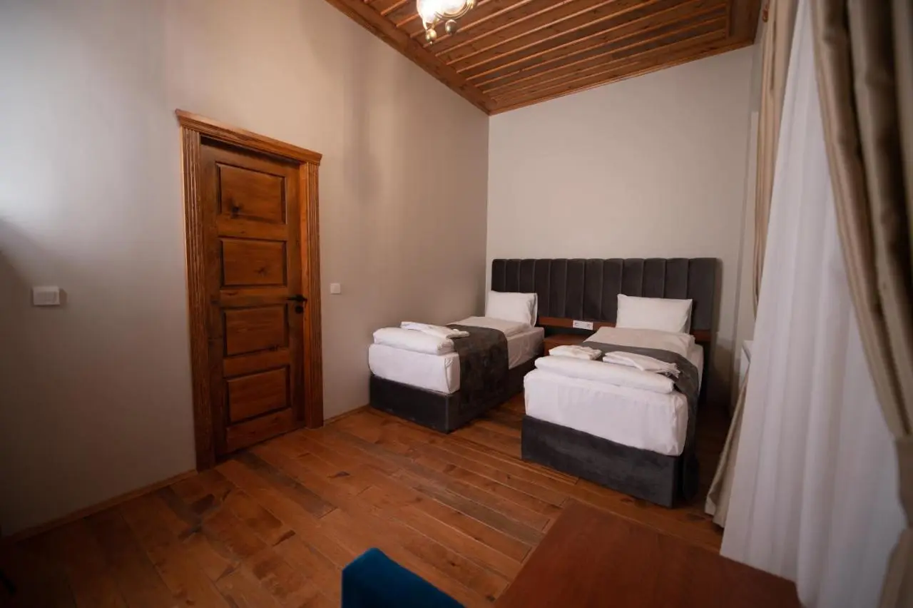 AHISKA PALAS OTEL