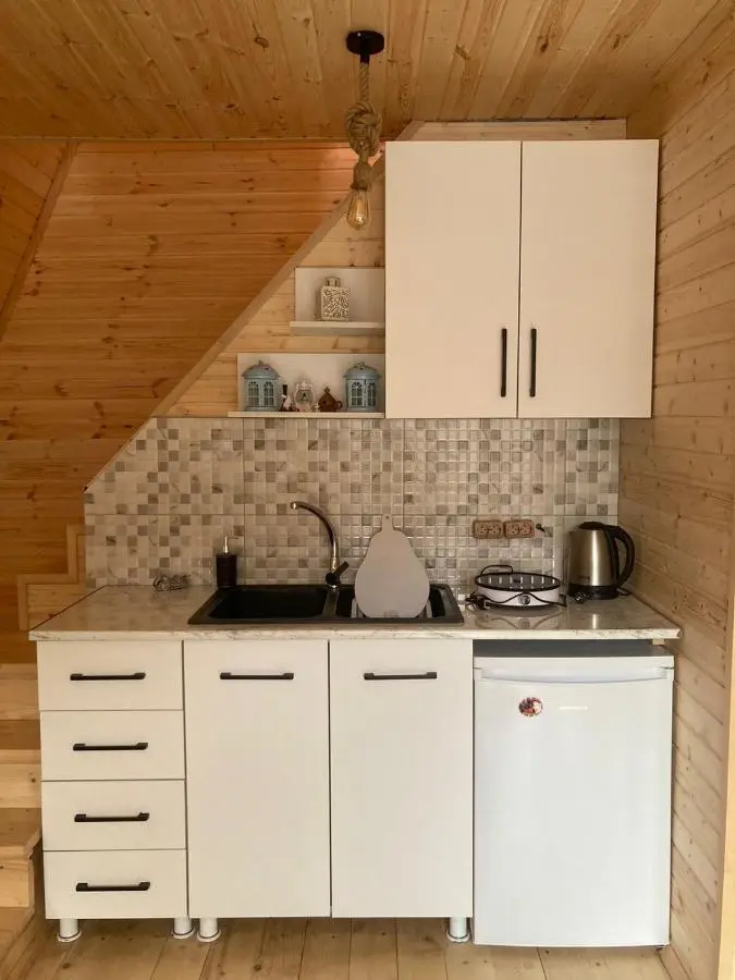 ლენტეხის მთის სასტუმრო - Lentekhi Mountain Inn