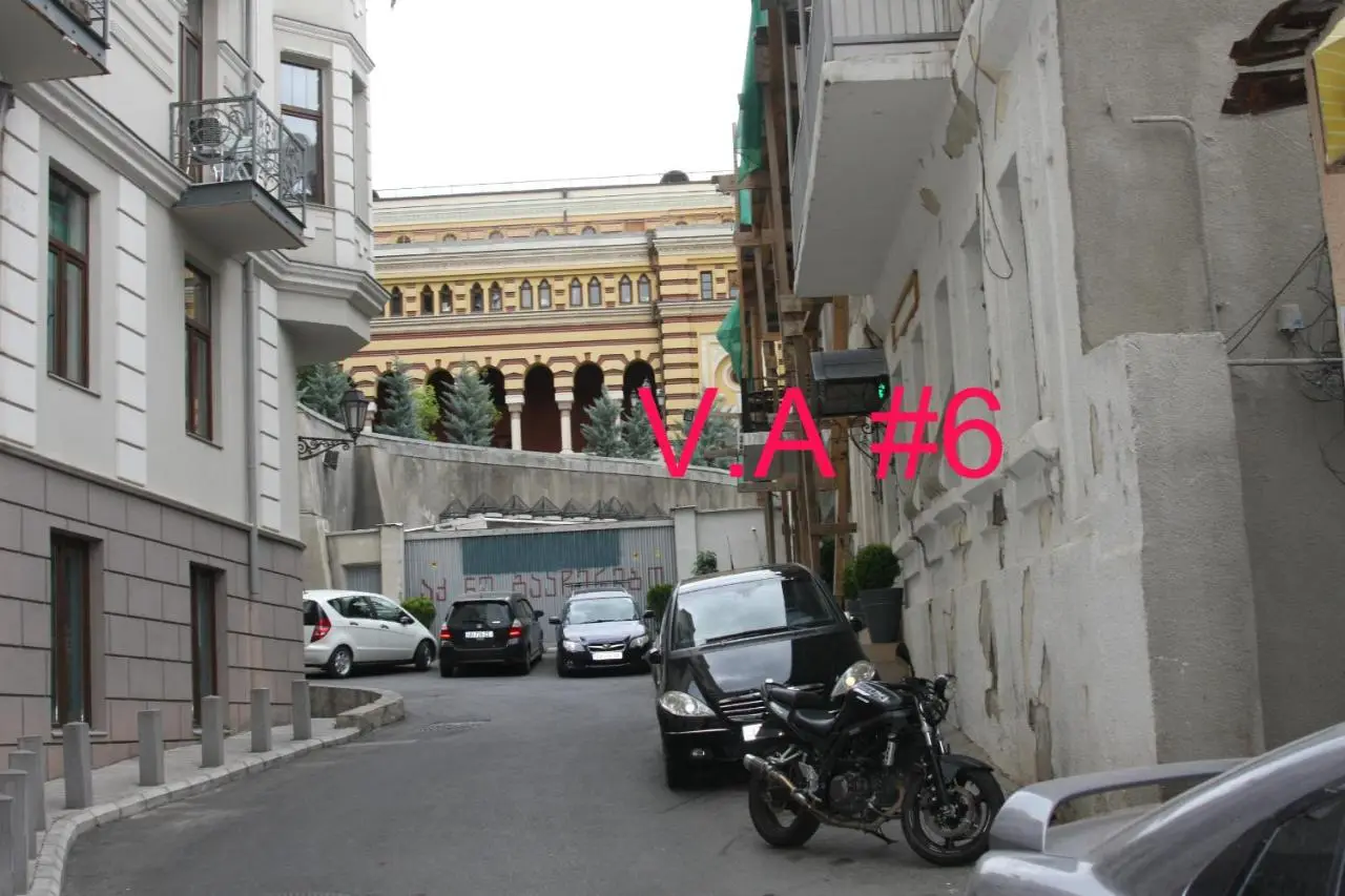Opera Apartment Very Heart Of Tbilisi