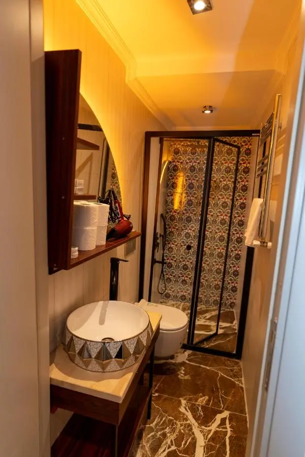 THE MUA LUXURY HOMEs