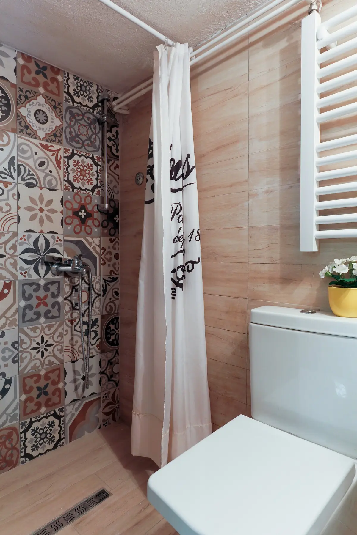 •OLD CITY garden studio• private parking