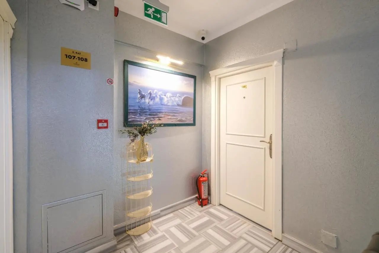 Loren Hotel&Suites