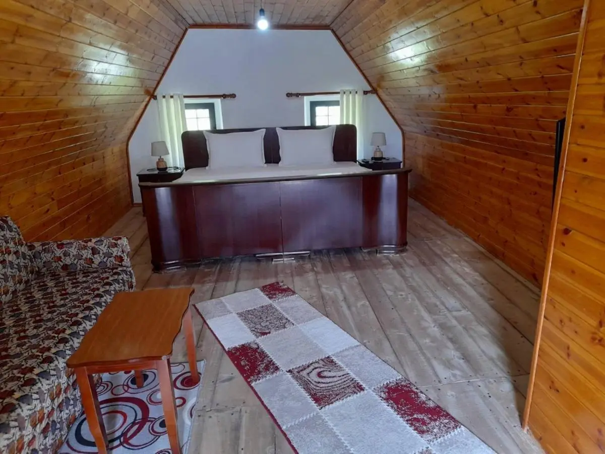 Bujtina Ahmetaj