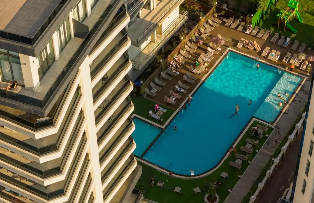 Green Side Apart Hotel Official
