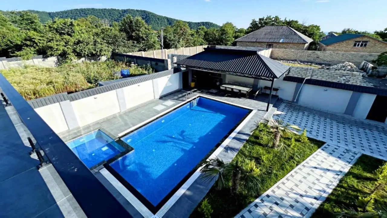 SS Mountain A-Frame Villa