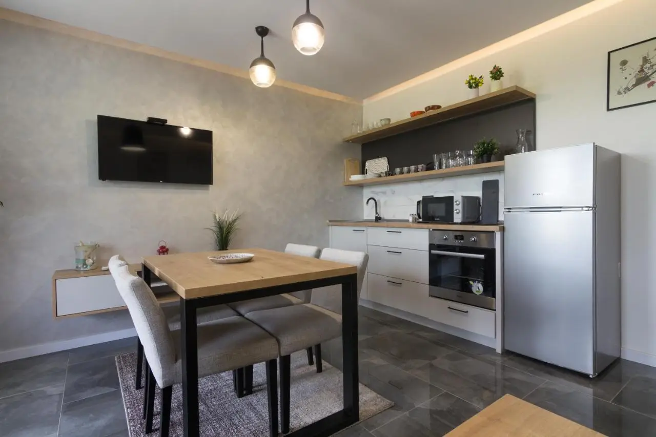 Deluxe Feliciano Apartments