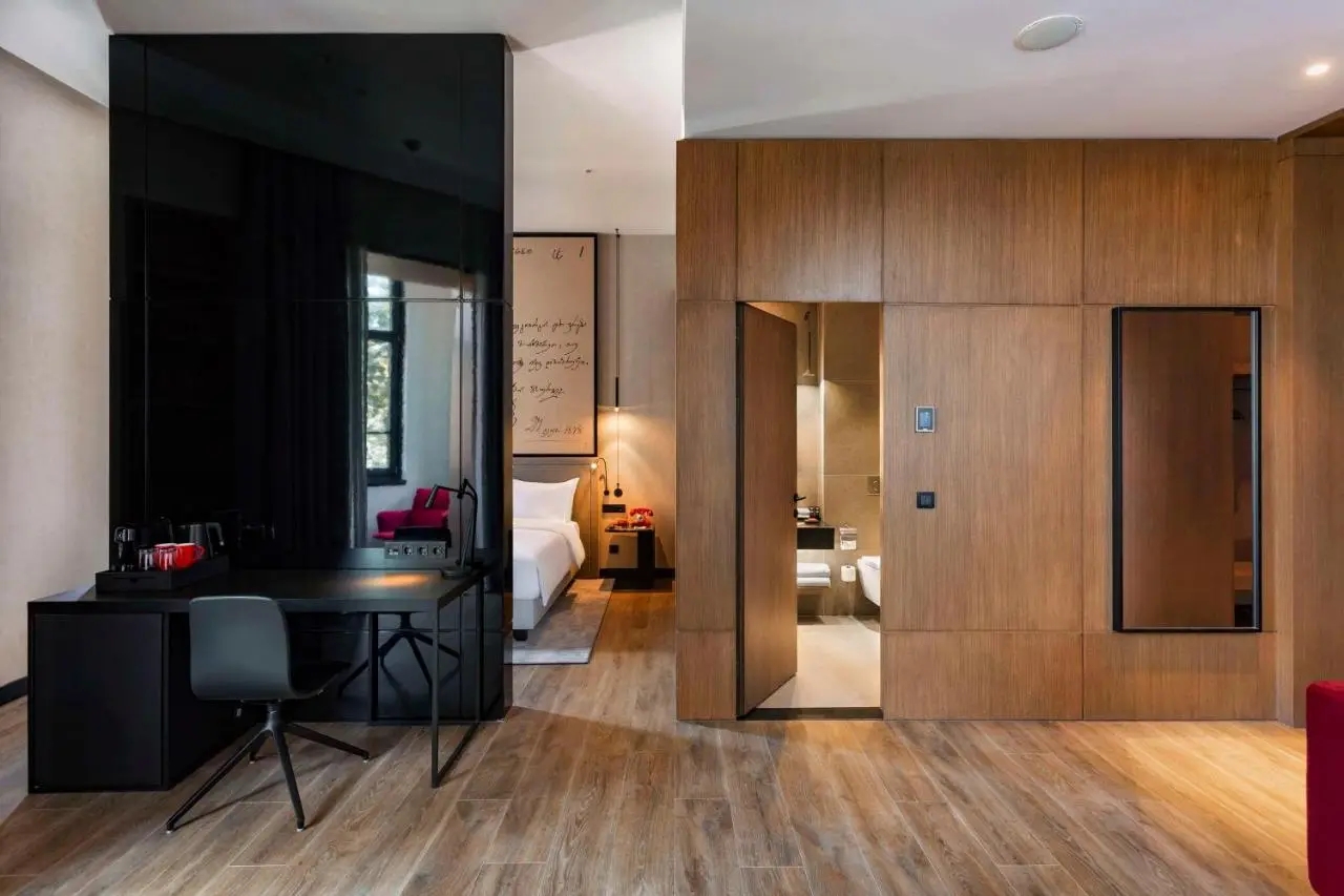 Radisson RED Tbilisi