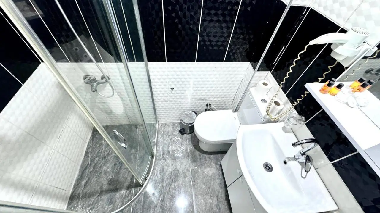 Rozza Hotel