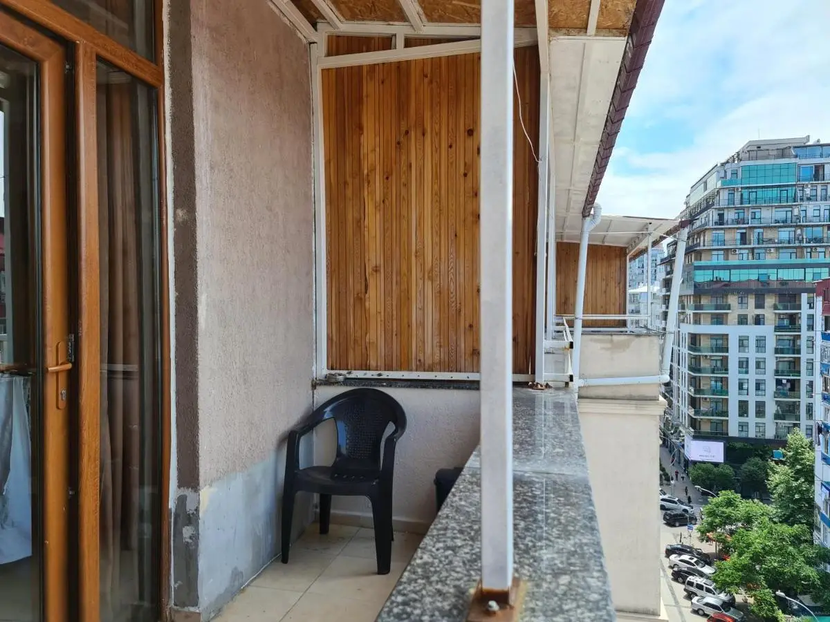 Appartment in front of Nuri lake