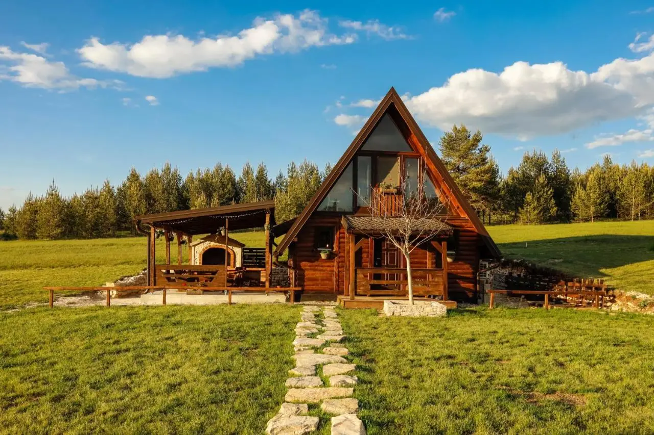 Village house Iva