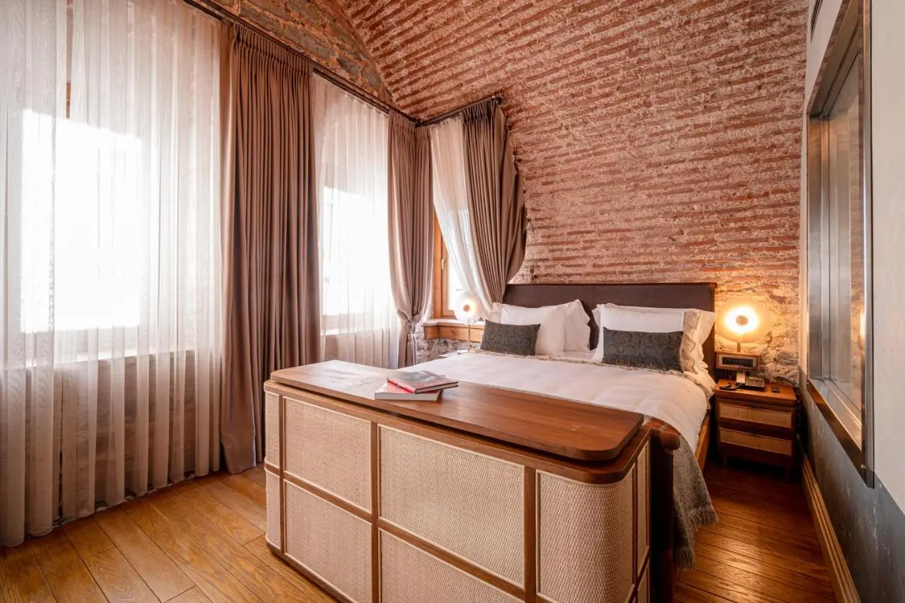 Stone Inn Galata