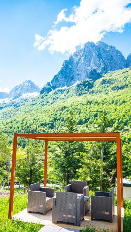 Arditi's Chalets