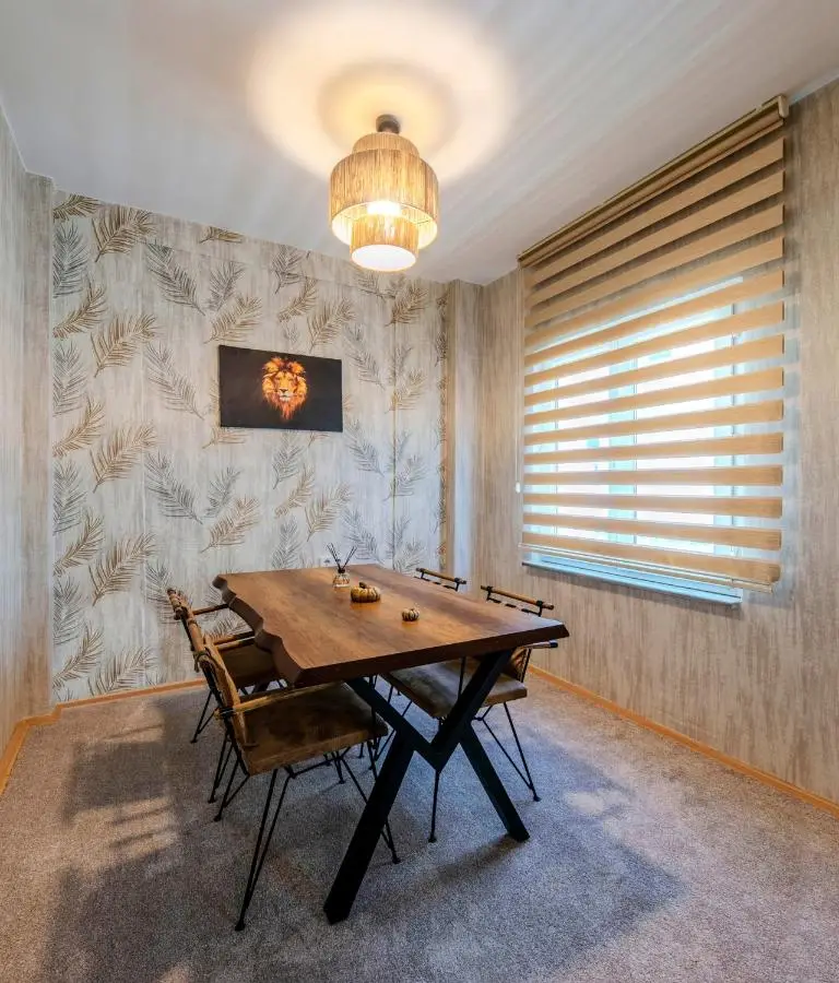 Palas Apartments