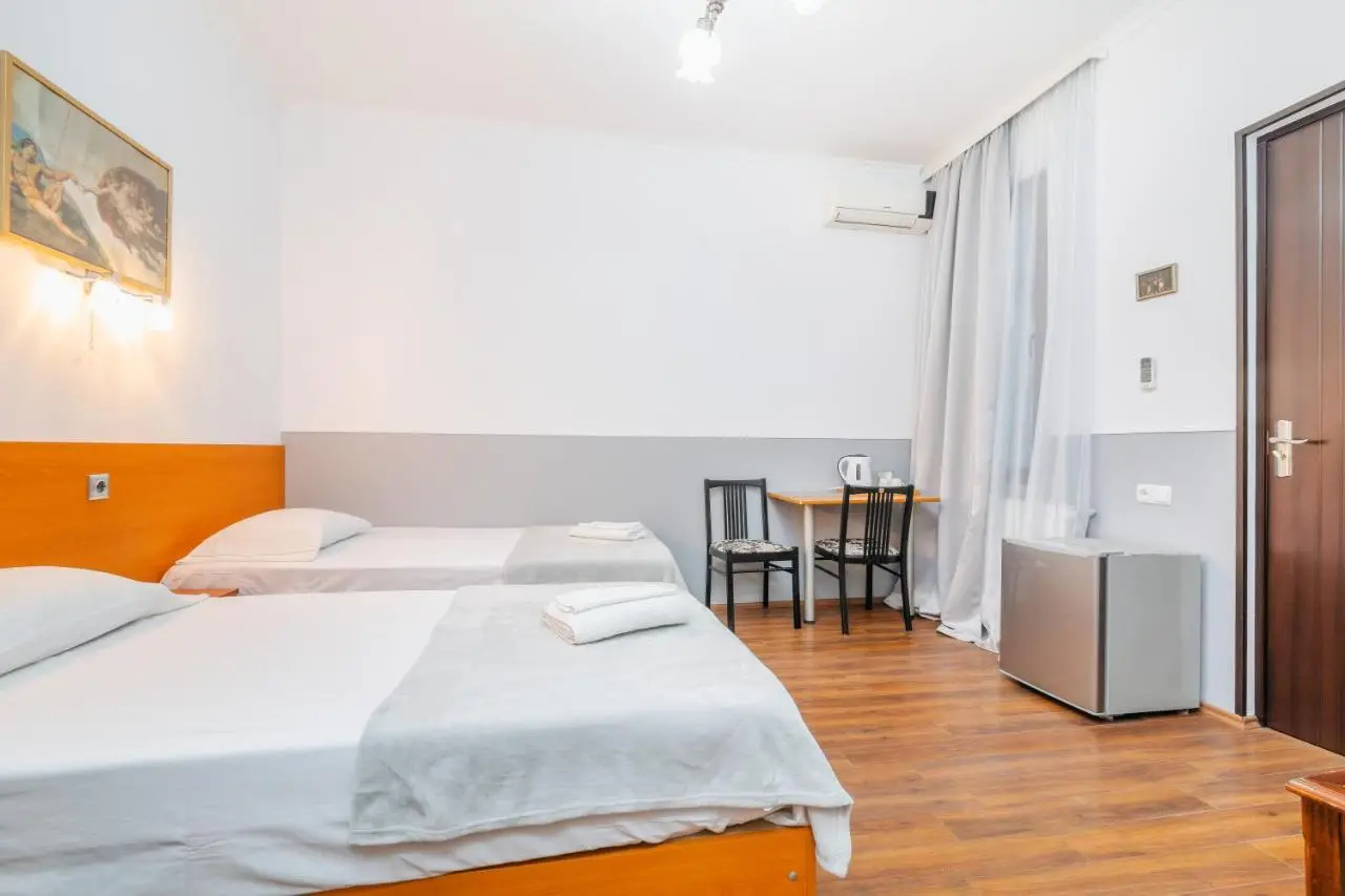 Silver Hotel
