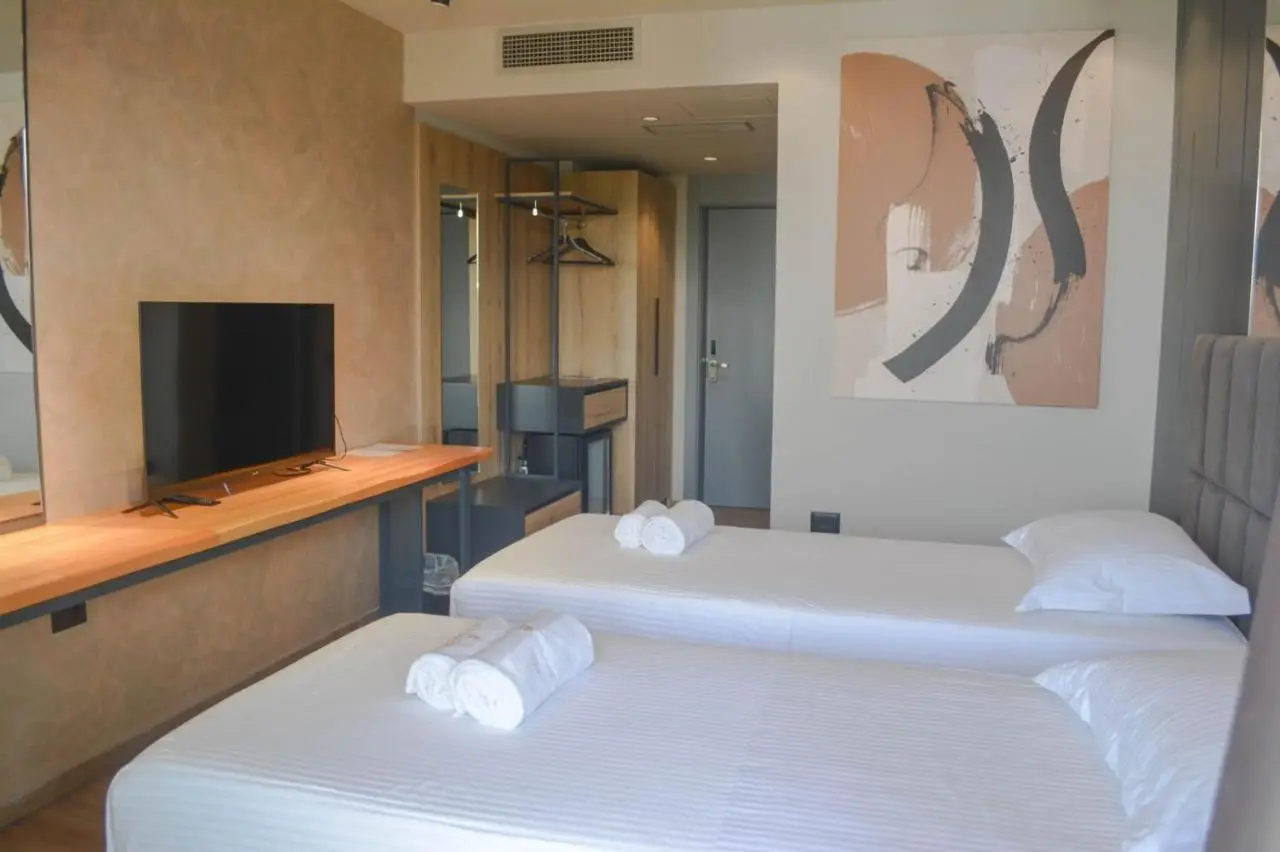 Azura Ksamil Hotel