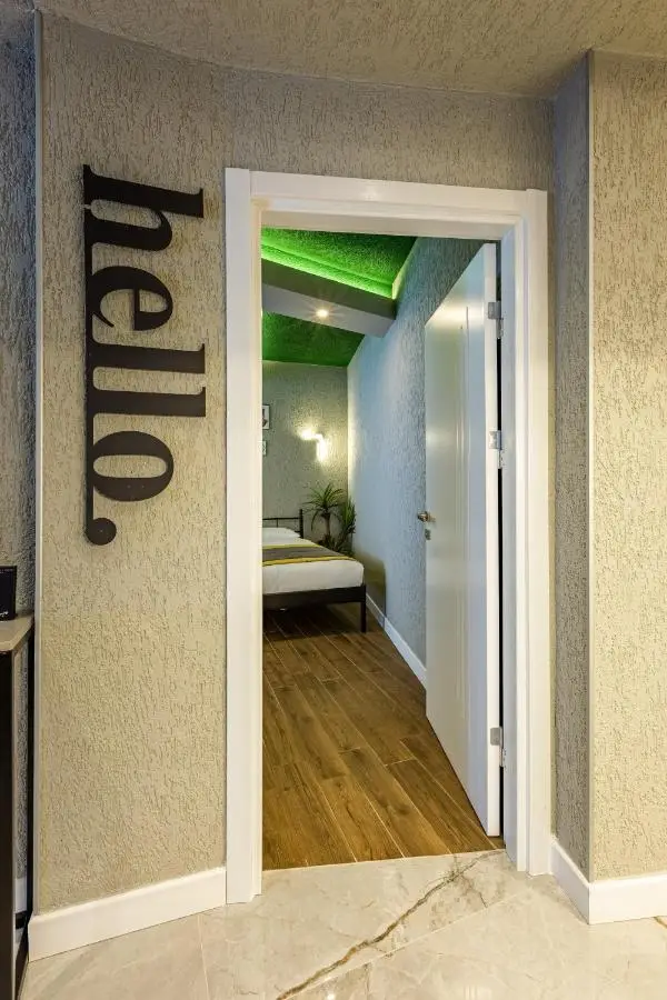 Seraglio Hotel & Suites