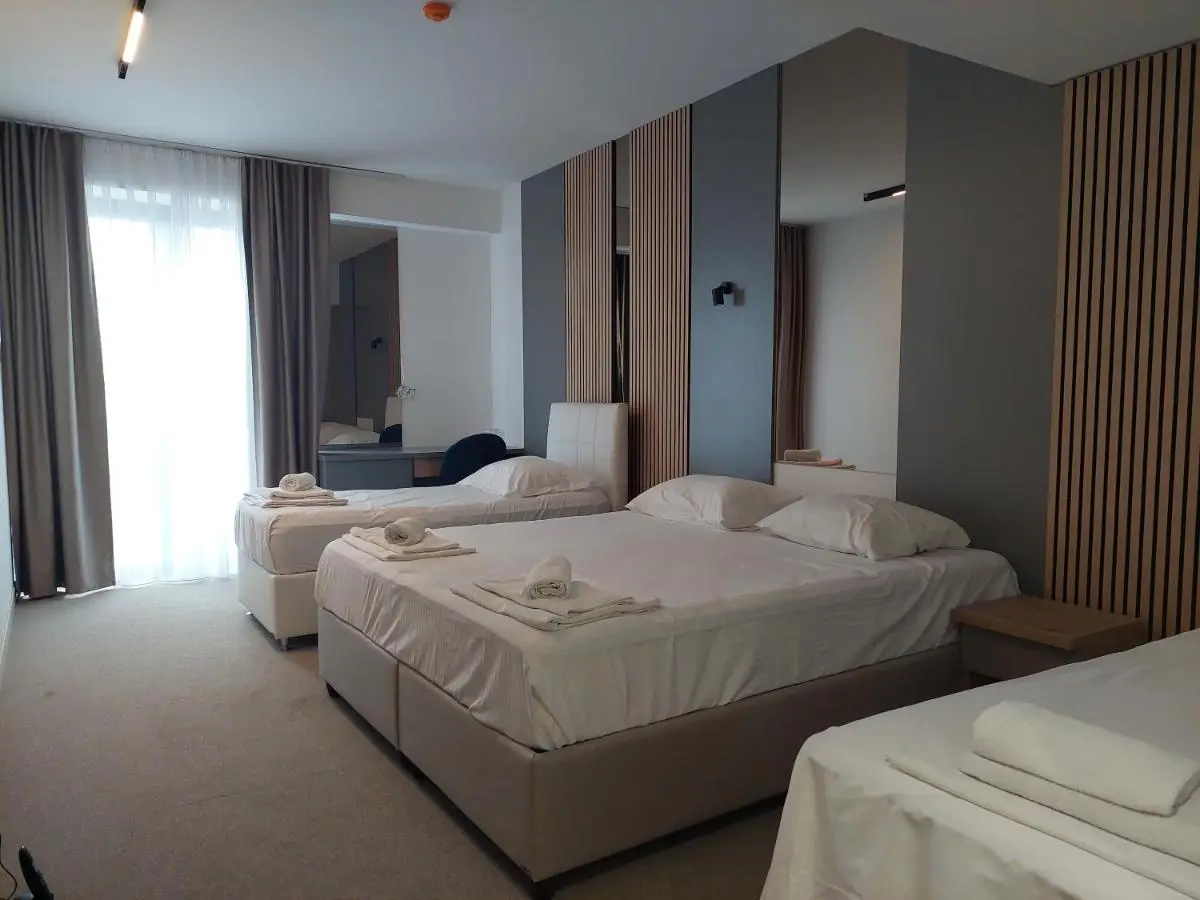 Hotel Almanas