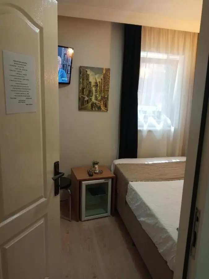 TAKSİM LİFE HOUSE