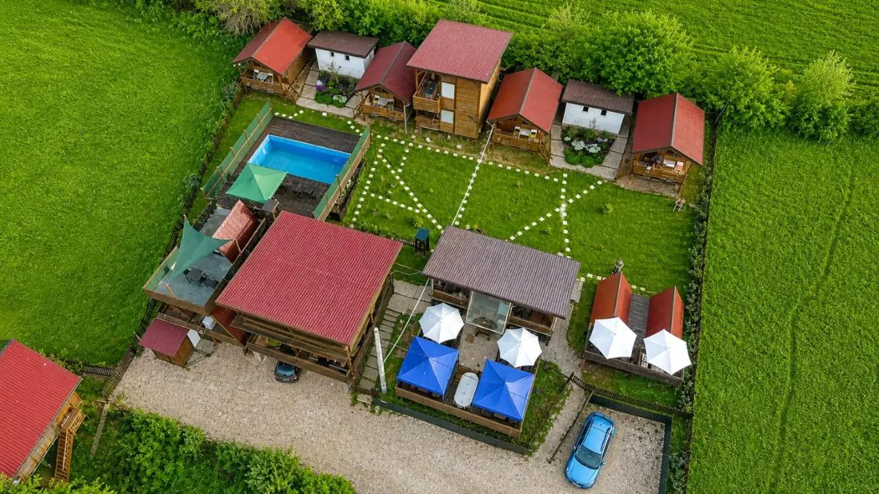 Bosnian Pyramid Glamping
