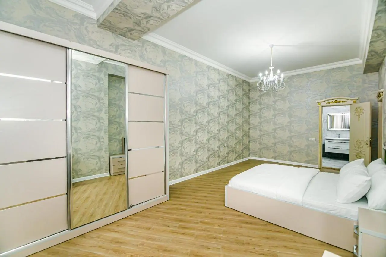 PILOT Luxury Apartment in Nizami street