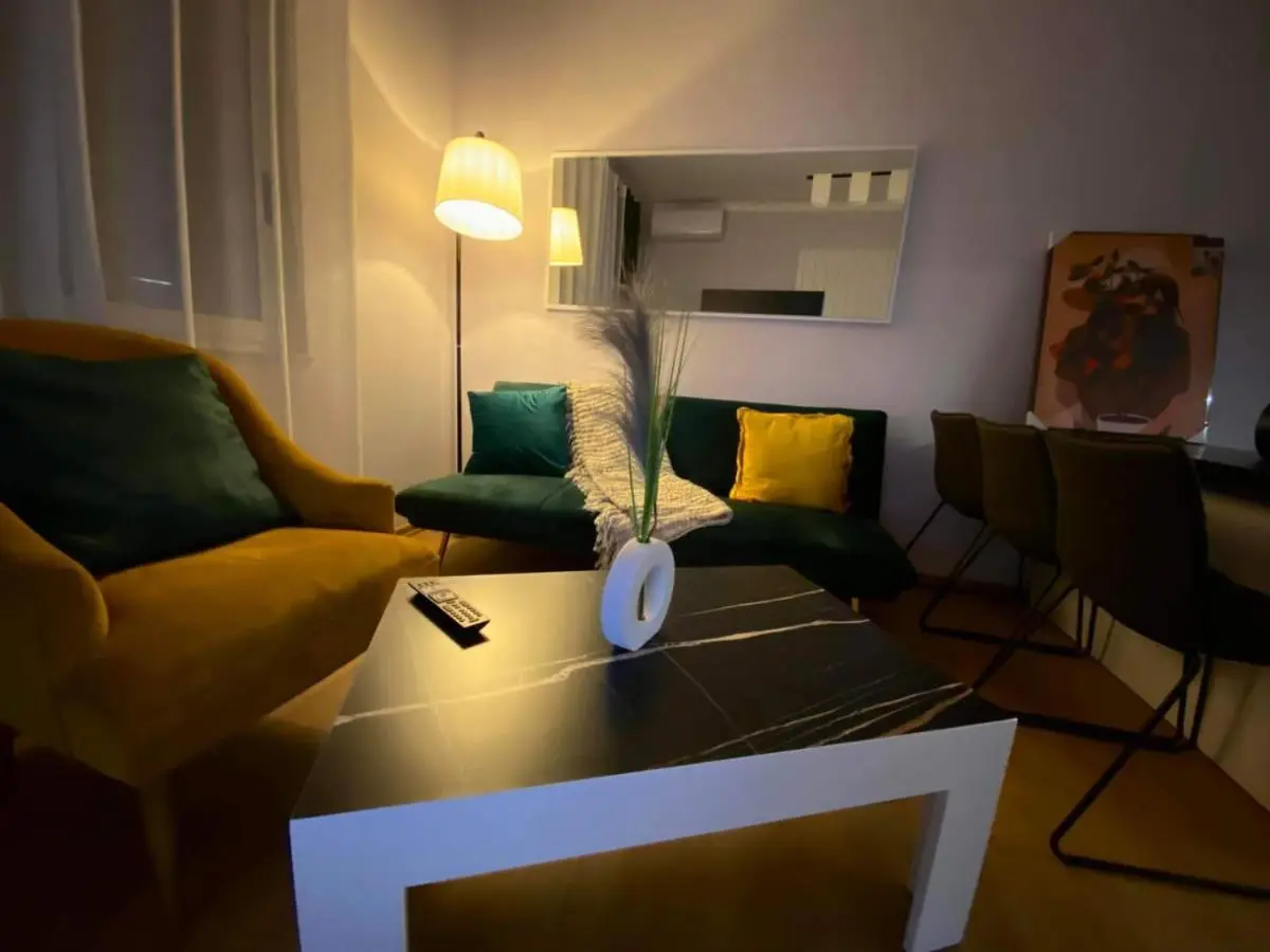 Signature apartment 11