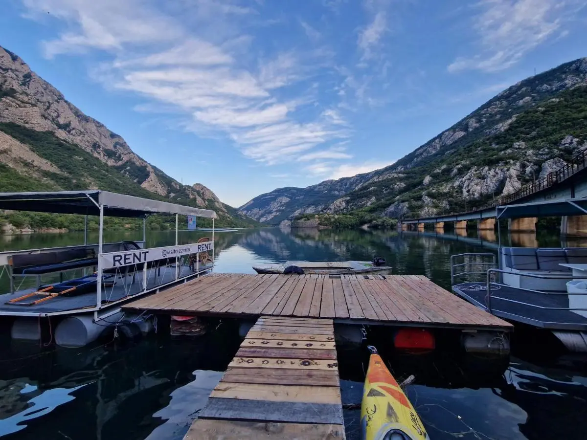 Visit Dreznica - Canyon Retreat