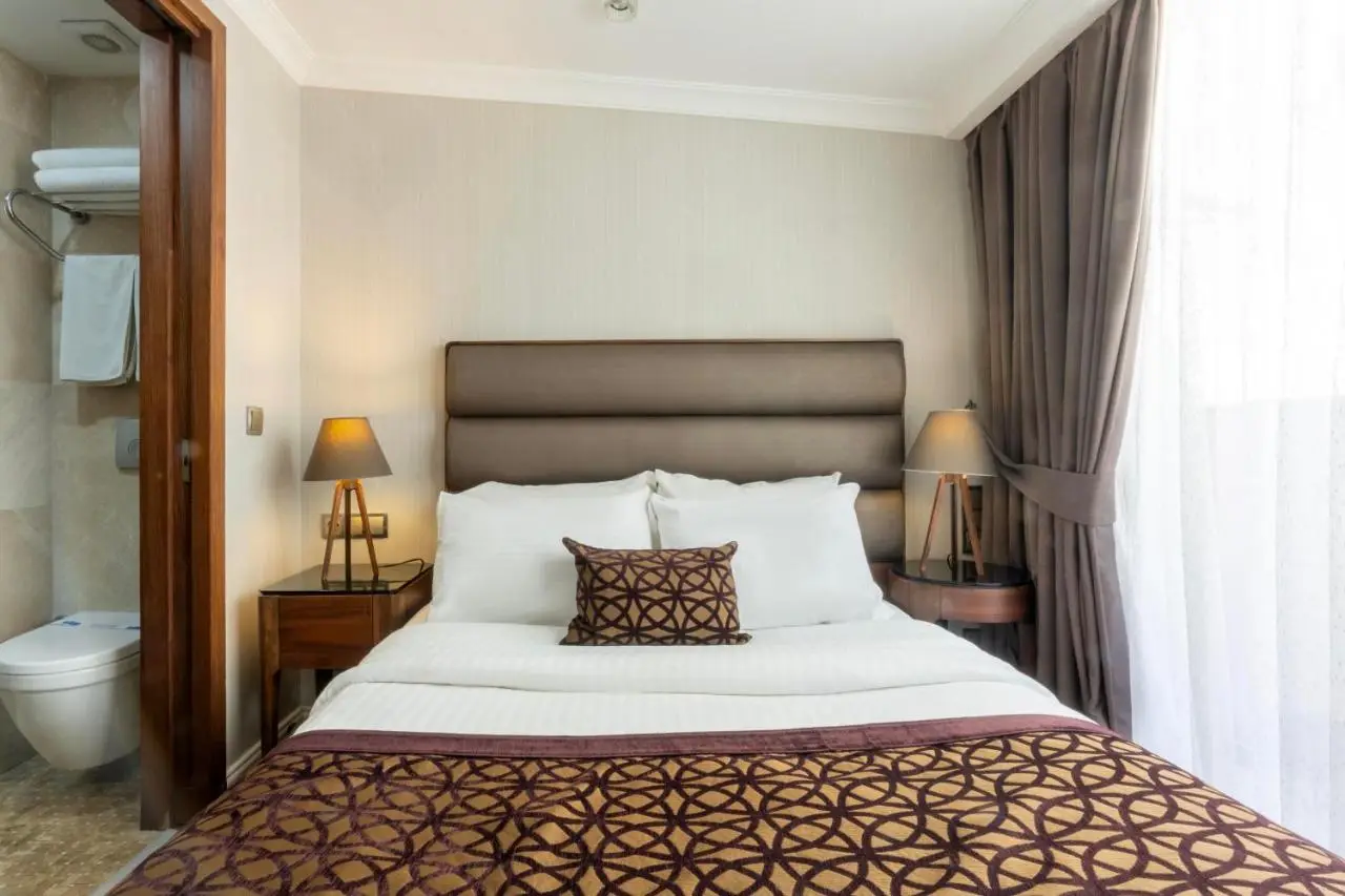 6 Apartment Galata