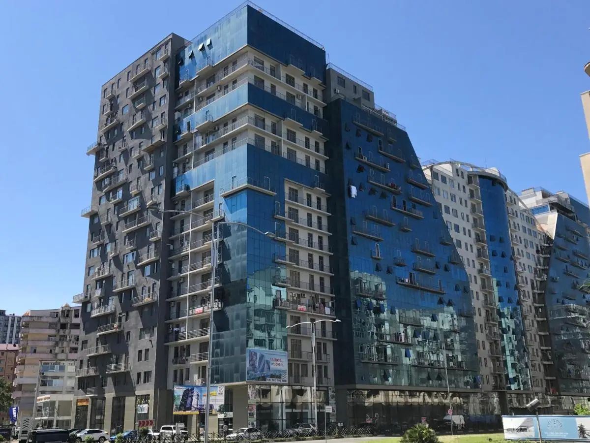 Batumi Center 3 Rooms City Side