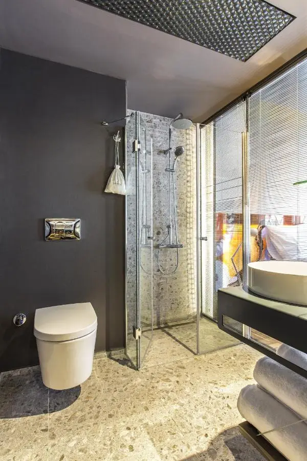 Lampa Design Hotel-Special Category