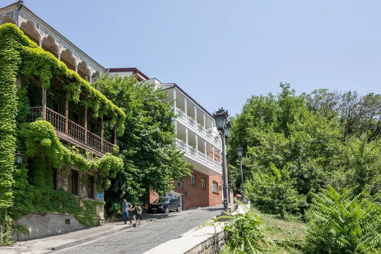 HB apartments Akhvelediani II