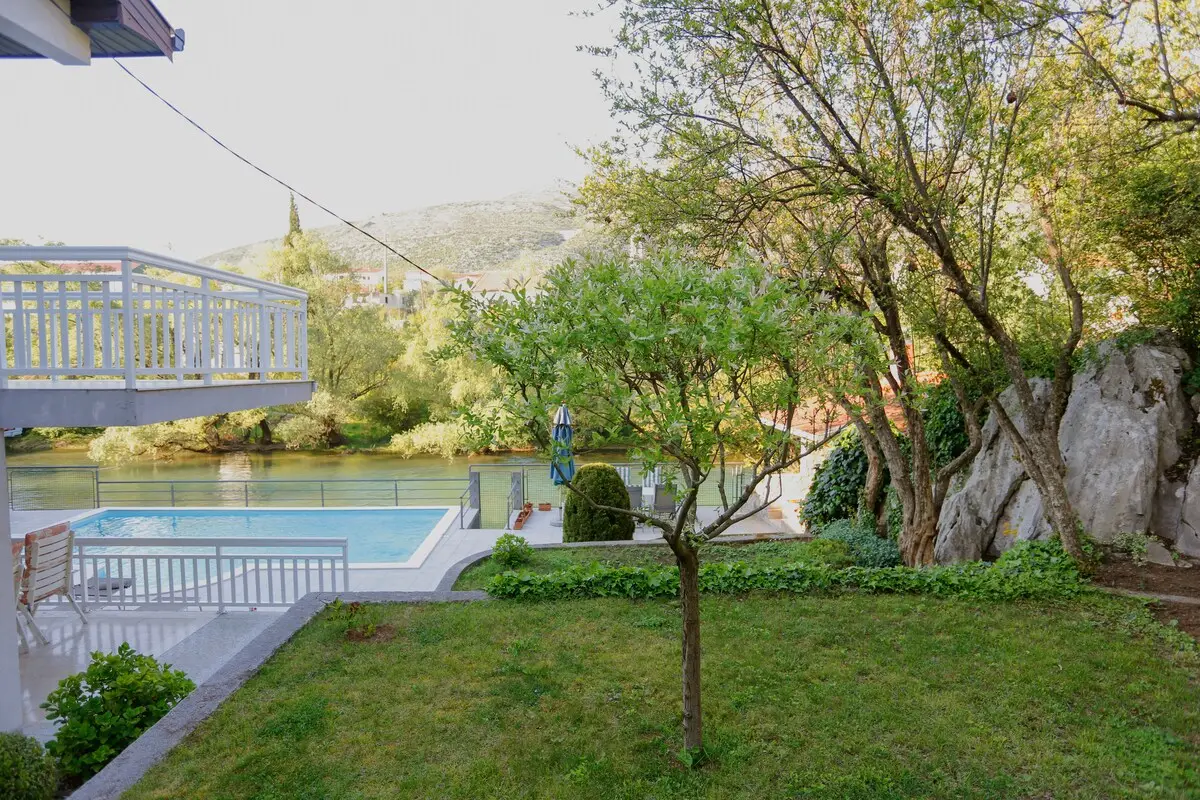 Mediterranea house at Buna riverside - Blagaj