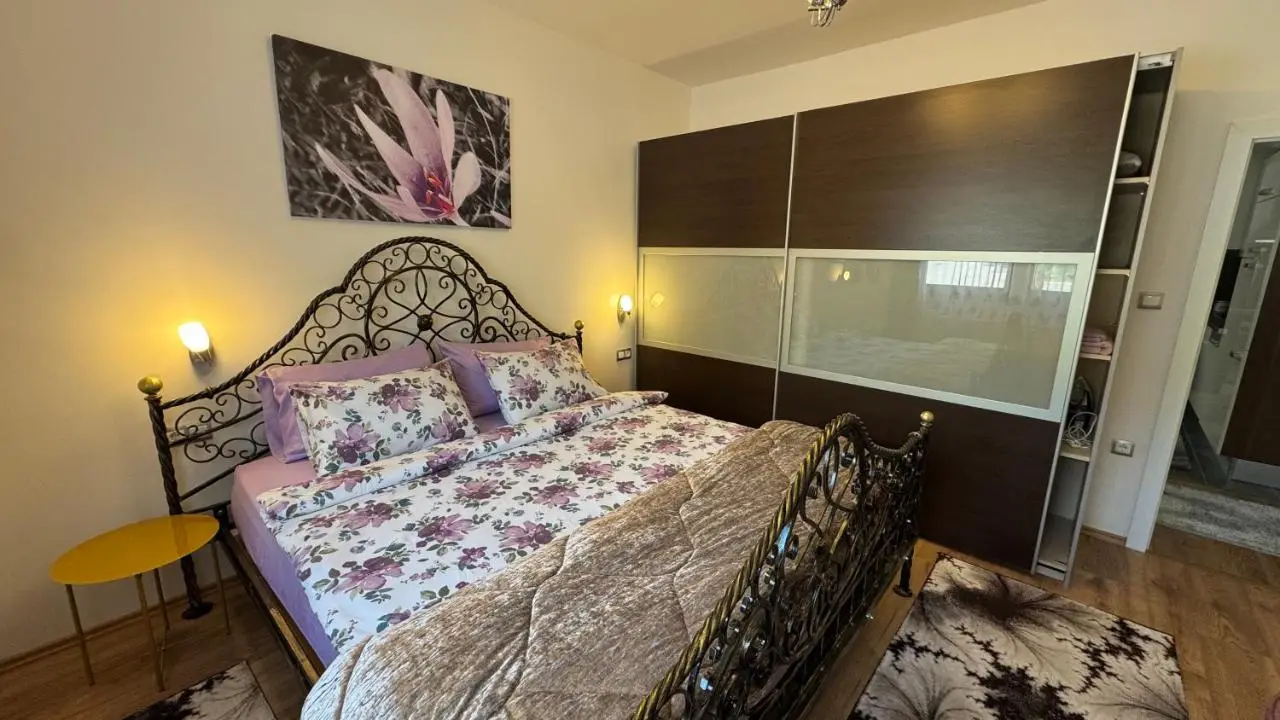 Apartmani Hrastik 1