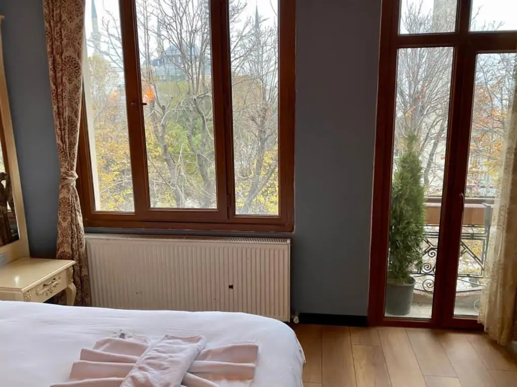 Optimist Hotel