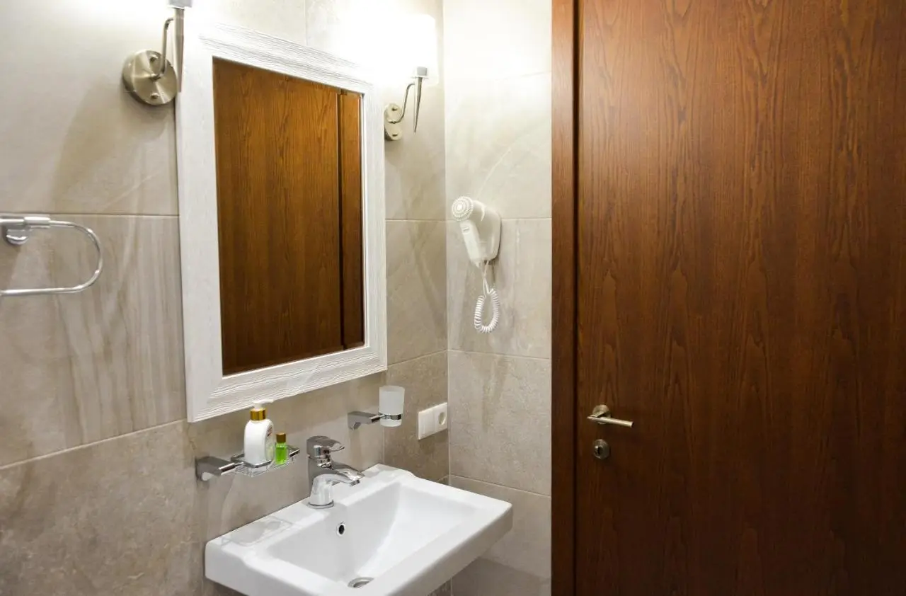 Eleon Boutique Hotel