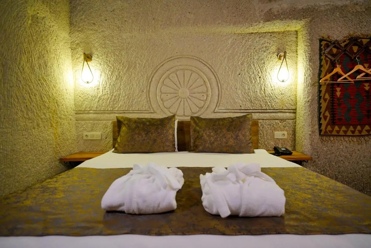 Cave Hotel Saksagan