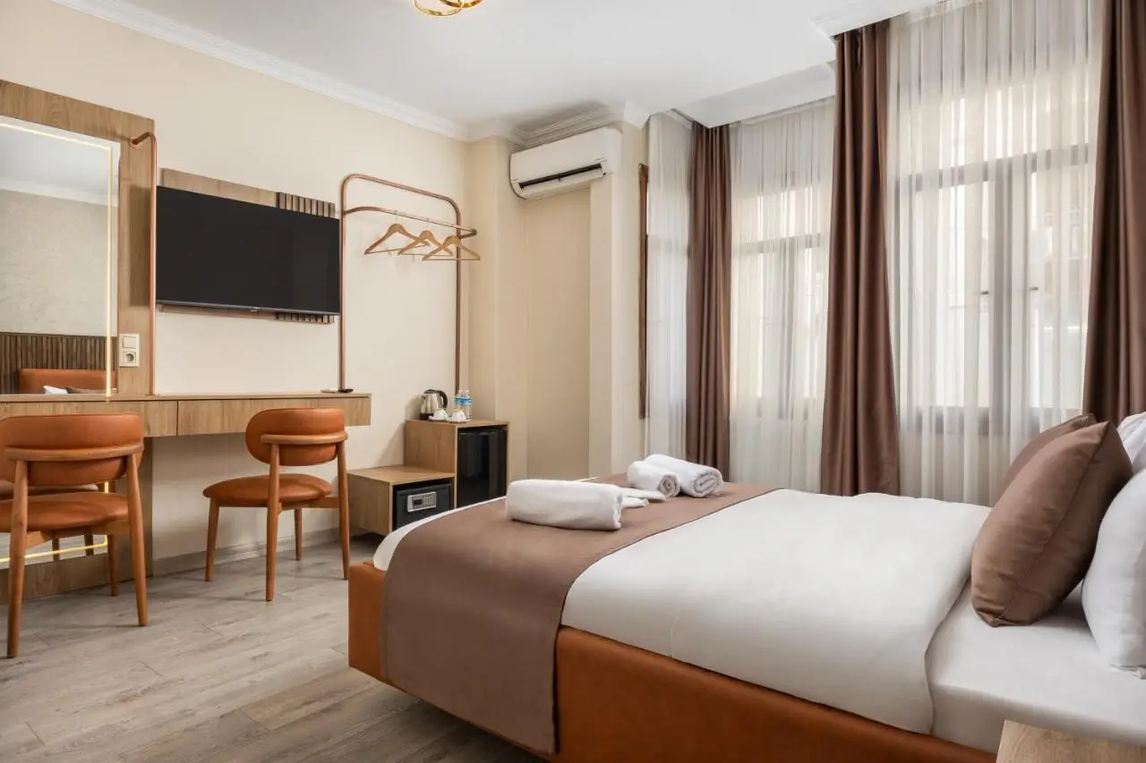 Taksim Peradise Hotel