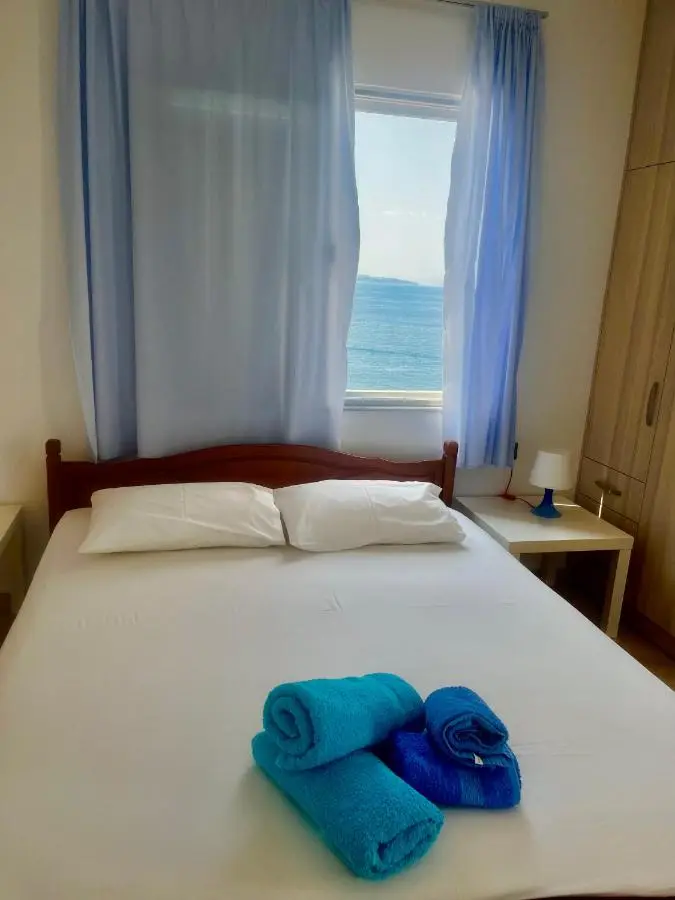 Saranda Rooms - Port
